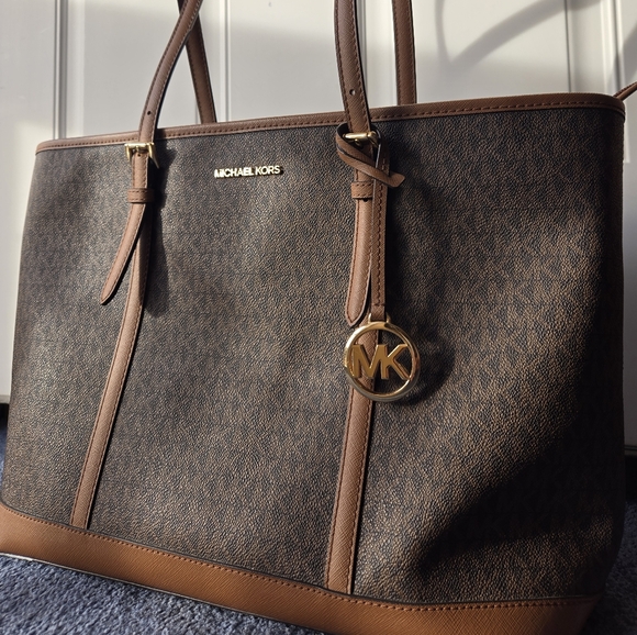 Michael Kors Large Jet Set Tote Bag - Picture 2 of 12